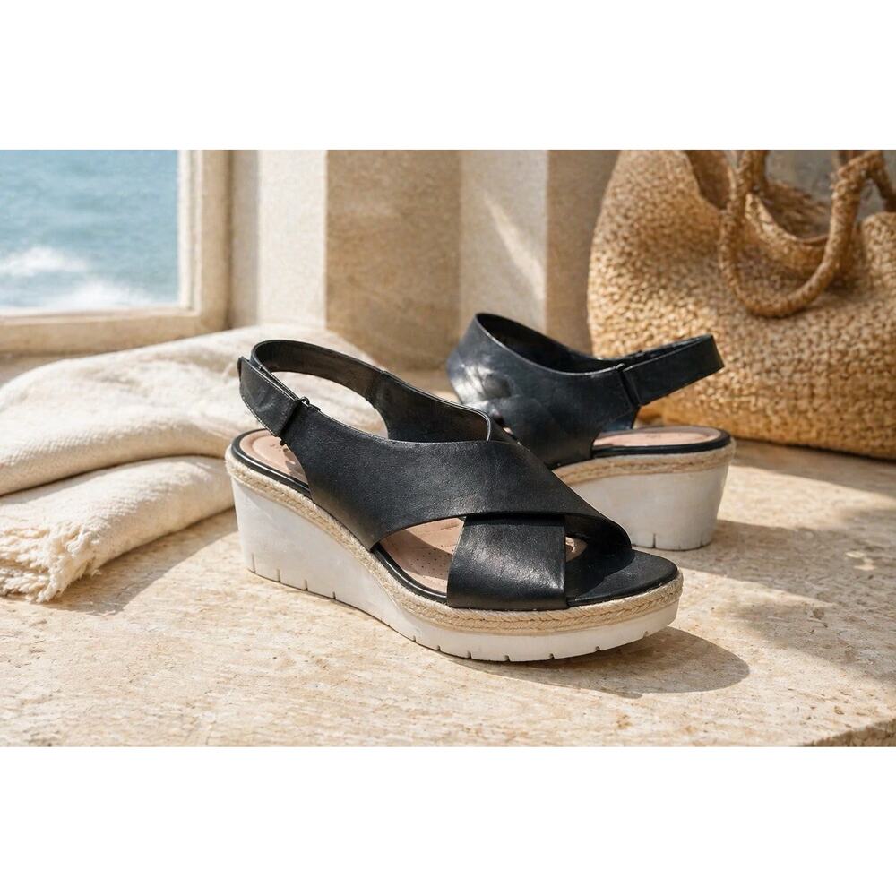 Clark's Artisan Wedge Sandal Black Leather Rubber Sole Womens Size 12M - Picture 2 of 12